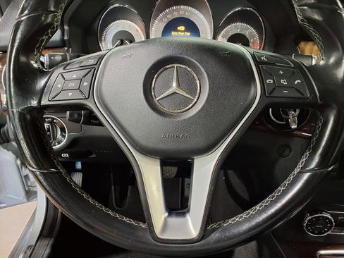 Used 2014 Mercedes-Benz GLK 350 4MATIC image 13