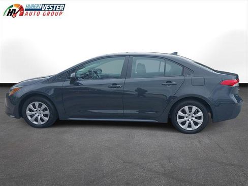 Certified 2024 Toyota Corolla LE image 1