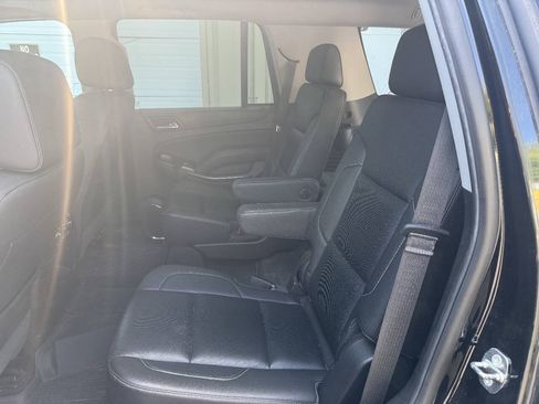 Used 2018 GMC Yukon SLT w/ Open Road Package AWD/4WD image 19