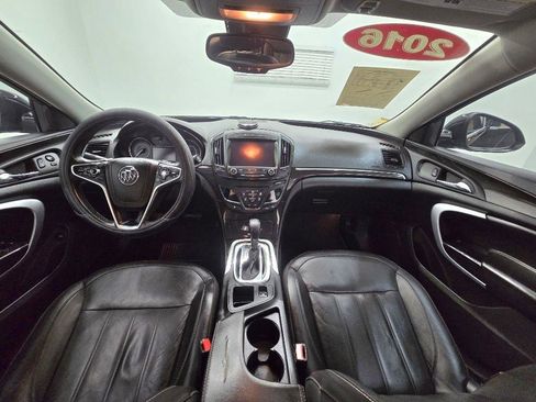Used 2016 Buick Regal FWD image 17