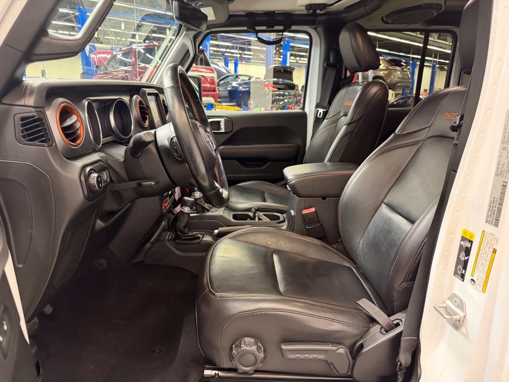 Used 2020 Jeep Gladiator Mojave AWD/4WD image 21
