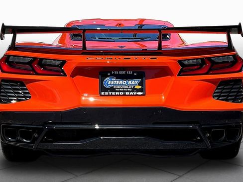 Used 2025 Chevrolet Corvette Stingray Preferred Cpe w/ 2LT RWD image 5