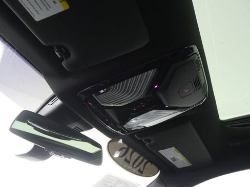 Used 2026 BMW M2 w/ Lighting Package image 23