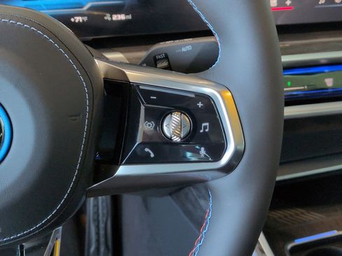 New 2026 BMW i7 M70 AWD/4WD image 19