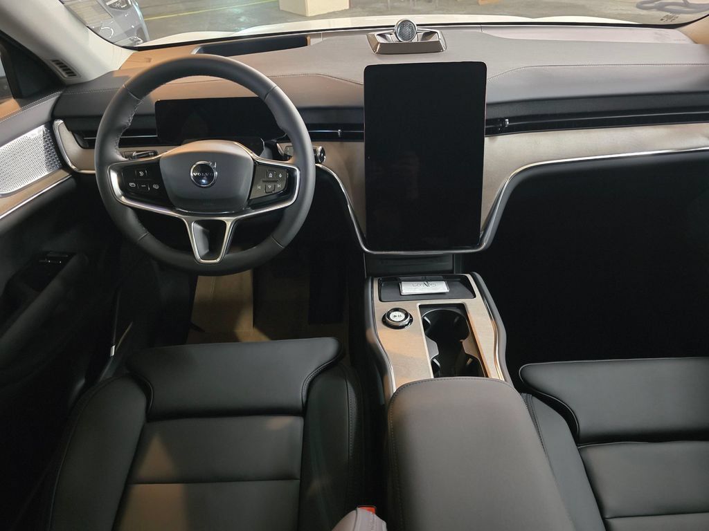 Used 2025 Volvo EX90 Ultra AWD/4WD image 19