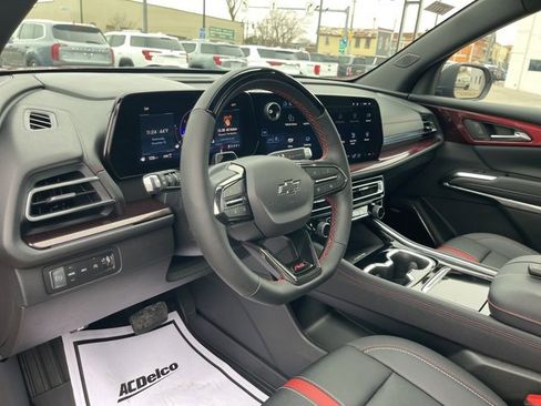 Certified 2025 Chevrolet Traverse RS w/ LPO, Floor Liner Package image 16