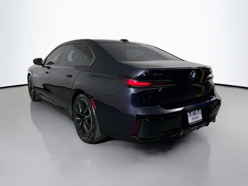 New 2026 BMW 750e xDrive w/ Executive Package image 7