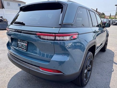 New 2026 Jeep Grand Cherokee Limited w/ Limited Altitude Package AWD/4WD image 8
