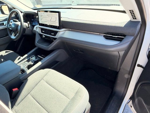 Used 2025 Ford Explorer Active RWD image 15