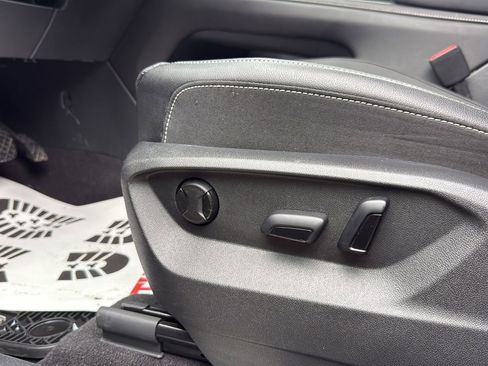 Used 2024 Volkswagen Atlas SE image 7