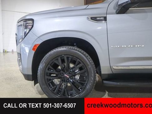 Used 2023 GMC Yukon SLT AWD/4WD image 7