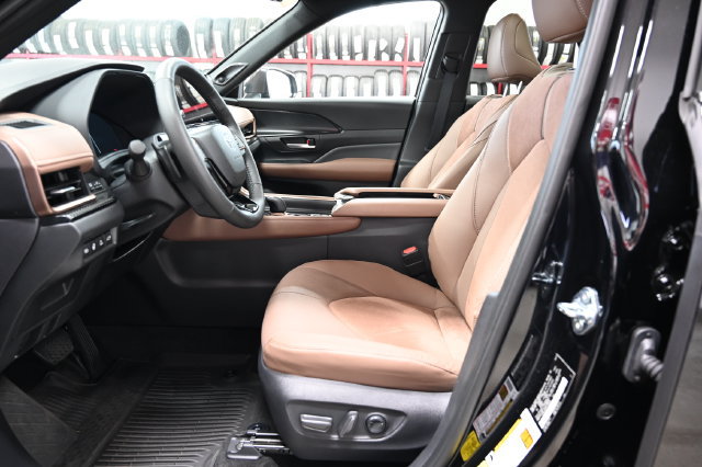 Certified 2026 Toyota Grand Highlander AWD Hybrid image 10