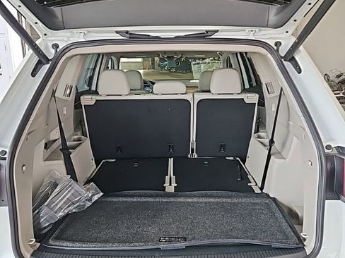 New 2026 Volkswagen Atlas SE FWD image 21