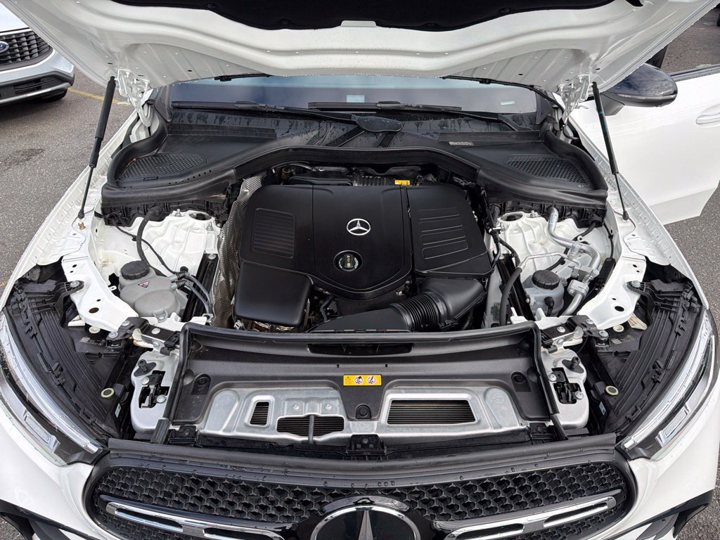 Used 2024 Mercedes-Benz GLC 300 4MATIC image 15