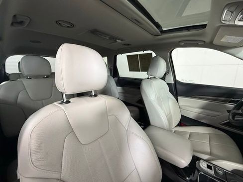 Used 2021 Kia Telluride EX w/ EX Premium Package image 38