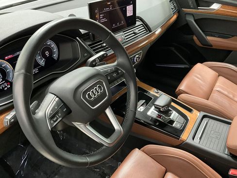 Used 2022 Audi Q5 e Prestige image 12