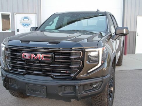 Used 2023 GMC Sierra 1500 AT4X AWD/4WD image 2