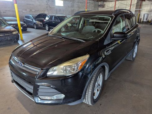 Used 2015 Ford Escape SE image 1