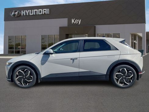 Certified 2023 Hyundai Ioniq 5 SEL AWD/4WD image 6