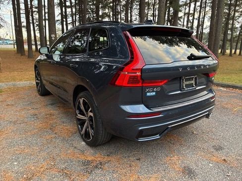 Used 2023 Volvo XC60 B6 Ultimate w/ Protection Package Premier image 6