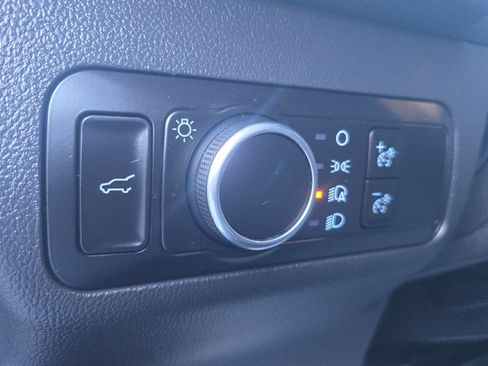 Used 2022 Ford Escape SE w/ SE Sport Appearance Package FWD image 20