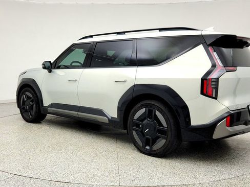 Used 2024 Kia EV9 GT-Line AWD/4WD image 7