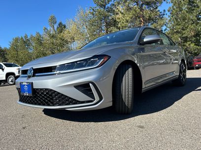 New 2025 Volkswagen Jetta SE