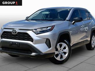 Used 2024 Toyota RAV4 LE FWD video 1