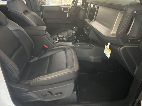 New 2026 Ford Bronco Outer Banks AWD/4WD image 11