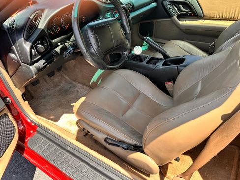 Used 1995 Chevrolet Camaro Z28 image 12