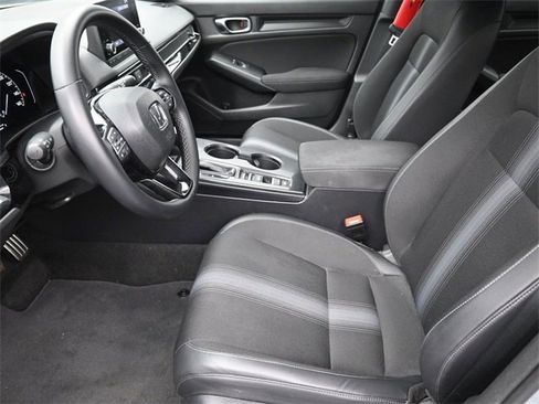 Used 2023 Honda Civic Sport image 17