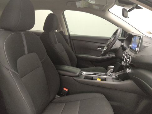 Used 2025 Nissan Sentra SV w/ All-Weather Package FWD image 21