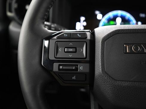 Used 2025 Toyota Land Cruiser 1958 image 29