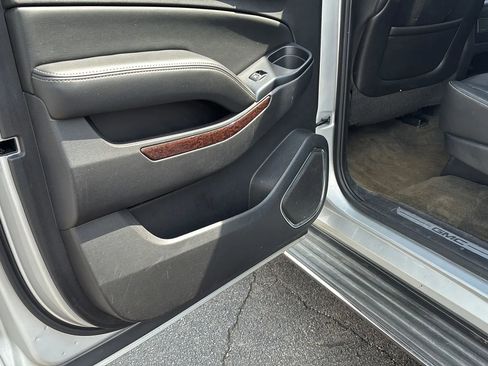 Used 2015 GMC Yukon XL SLT AWD/4WD image 11