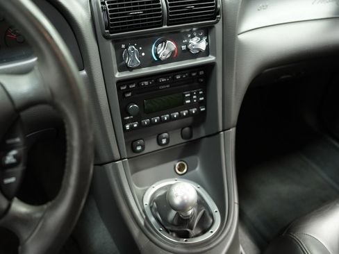 Used 2001 Ford Mustang Bullitt GT image 33