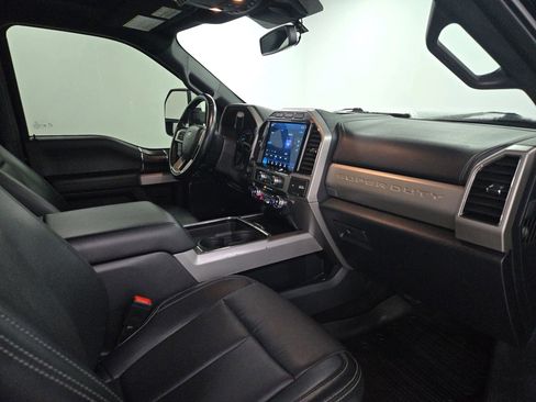 Used 2022 Ford F250 Lariat w/ Lariat Ultimate Package image 23