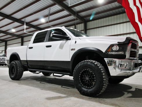 Used 2014 RAM 2500 Power Wagon w/ Luxury Group AWD/4WD image 16