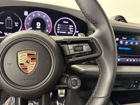 Certified 2025 Porsche Cayenne S AWD/4WD image 39