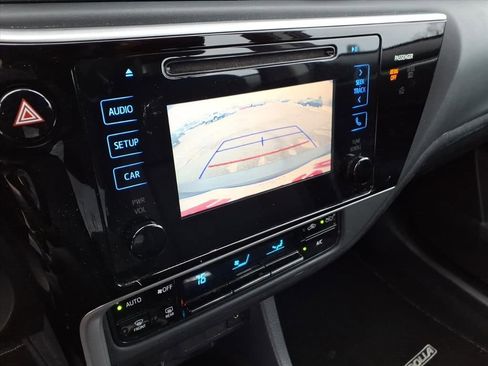 Used 2017 Toyota Corolla LE w/ Carpet Mat Package (TMS) image 21