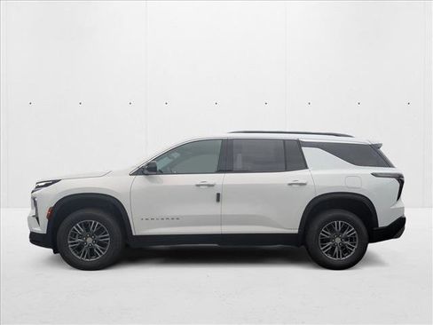New 2026 Chevrolet Traverse LT image 5