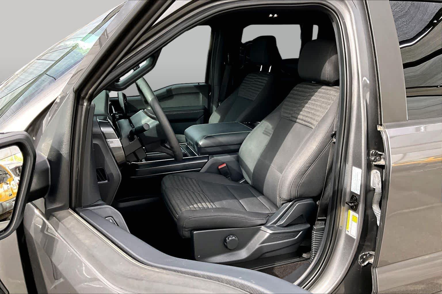 Used 2022 Ford F150 XL w/ STX Appearance Package AWD/4WD image 8