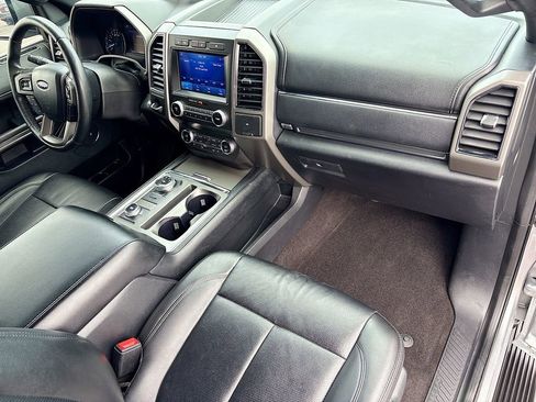 Used 2020 Ford Expedition XLT w/ Equipment Group 202A image 17