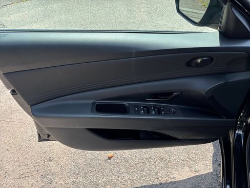 Used 2026 Hyundai Elantra Sport FWD image 18