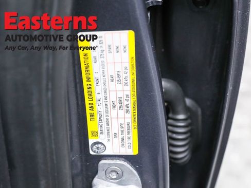 Used 2023 Tesla Model 3 Standard Range image 32