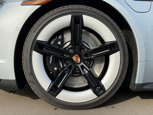 New 2025 Porsche Taycan 4S AWD/4WD image 11