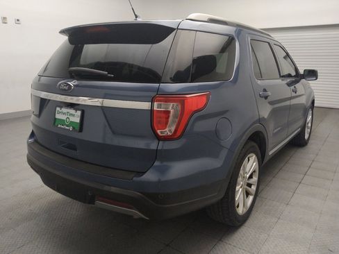 Used 2019 Ford Explorer XLT w/ Equipment Group 202A FWD image 9