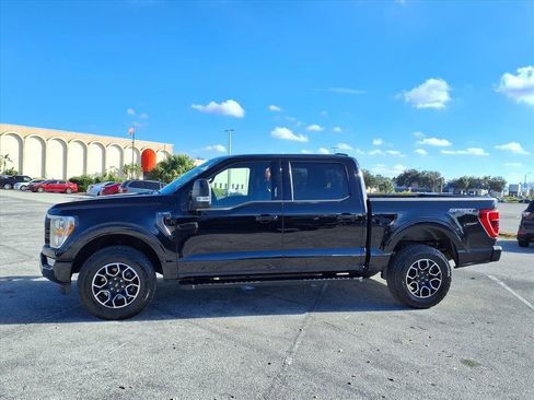 Used 2023 Ford F150 XLT w/ Equipment Group 302A High image 4