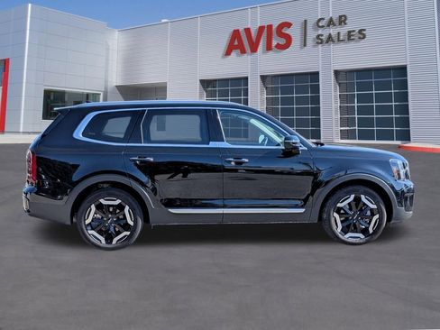 Used 2025 Kia Telluride S FWD image 5