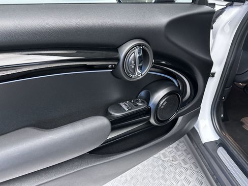 Certified 2024 MINI Cooper SE image 15