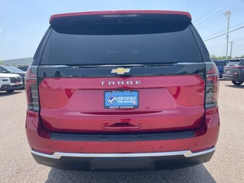 Used 2025 Chevrolet Tahoe LS RWD image 8